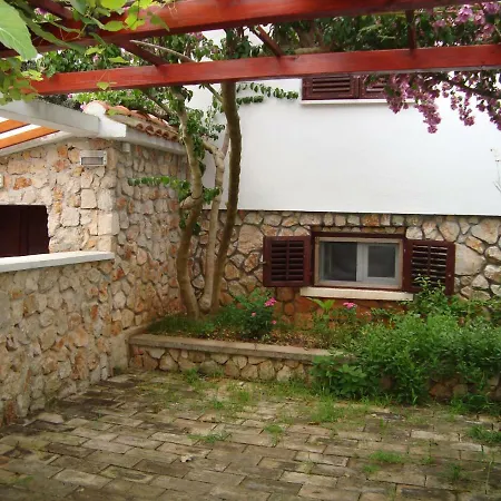 Lovor Apartament Silba