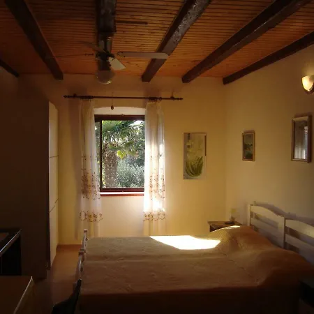Lovor Apartment *