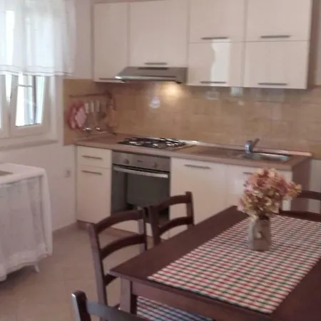 Lovor Apartment *